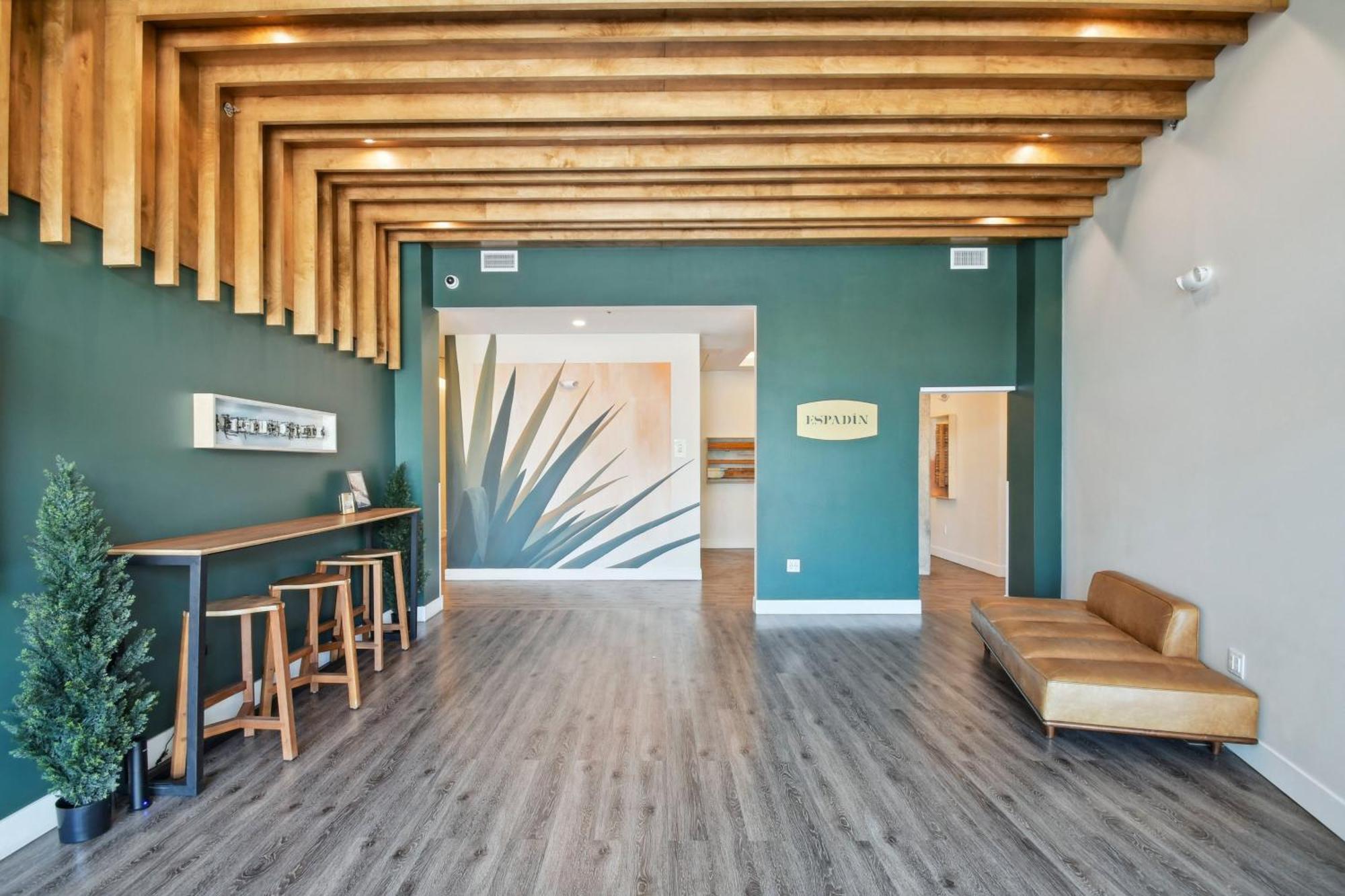 Sky's Edge | Espadin Lohi Holiday home Denver